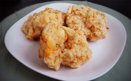 cheddar-bay biscuits, red lobster biscuits, betty crocker biscuits, easy biscuits